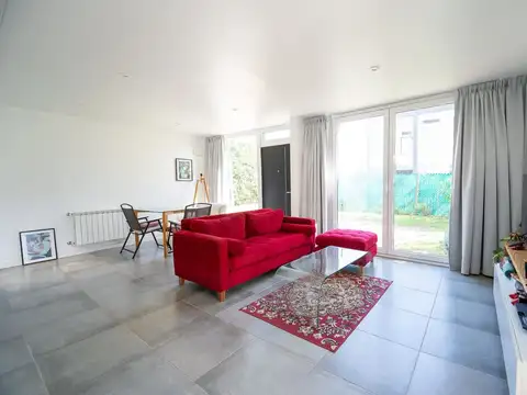 DÚPLEX EN VENTA GONNET 2 DORMITORIOS APTO BANCO