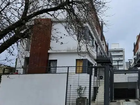 Carlos Pellegrini e/ Italia y Don Bosco