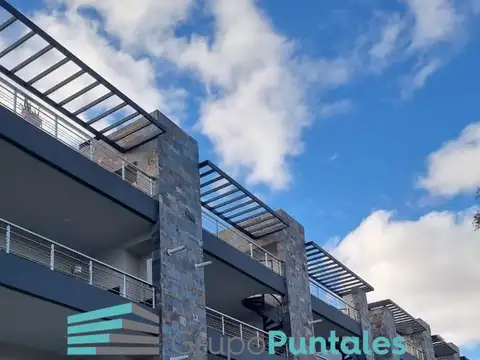 Departamento de 2 ambientes en Ayres de Canning, en Planta Baja con cochera en SS