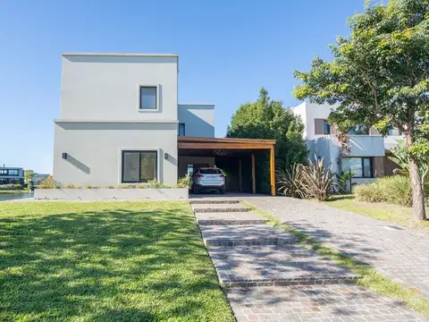 Casa en Venta en Puertos - Barrio Ceibos, USD 550.000