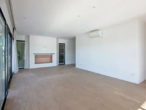 VENTA CASA en PUERTOS BARRIO CEIBOS vista a Laguna