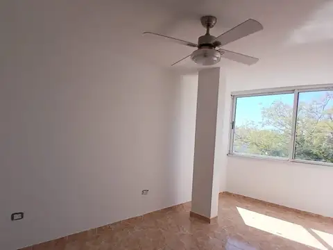 Departamento en Alquiler en Avellaneda, $ 450.000