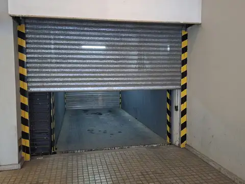 Cochera en Venta Fija
