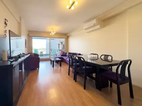 Avenida Montes de Oca 400