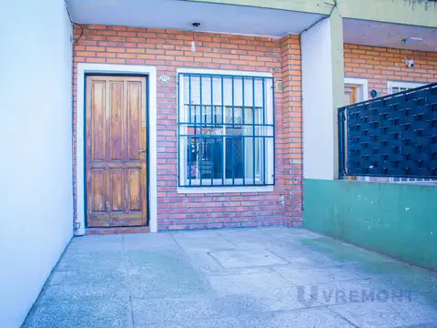 PH venta 3 ambientes con patio en Ramos Mejia