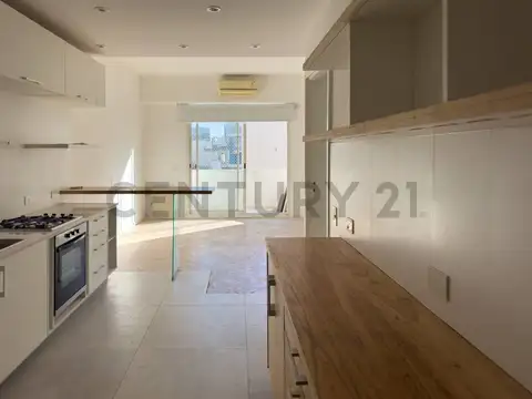 Parana 900, Piso 6