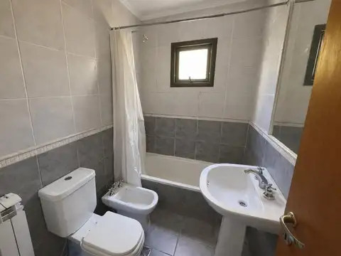 Departamento 4 ambientes con 1 baño