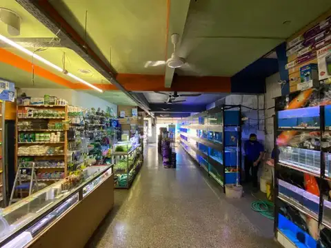 Local en Venta 40 años