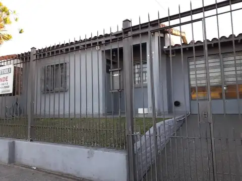 Casa  en Venta ubicado en Quilmes,  G.B.A. Zona Sur - SVN0136_LP583921_1