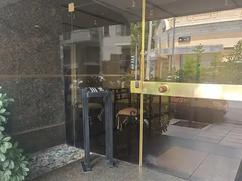 Ramon L Falcon al 2400