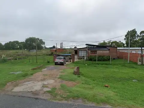 Juan Manuel de Rosas e/ Autovía 2 y Lugones