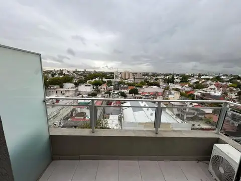 Departamento 1 amb frente