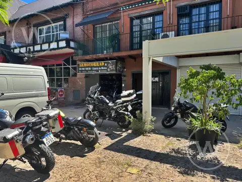 Local Comercial con Vereda Privada sobre Av. Libertador 2227