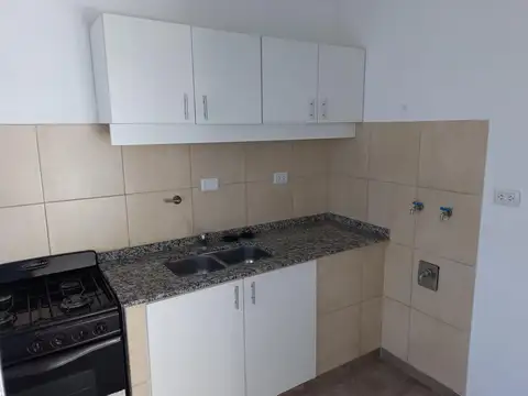 Departamento en Alquiler en Cordoba, $ 430.000