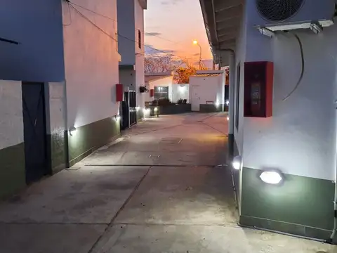 Depto Tipo Casa en Venta con 1 cocheras