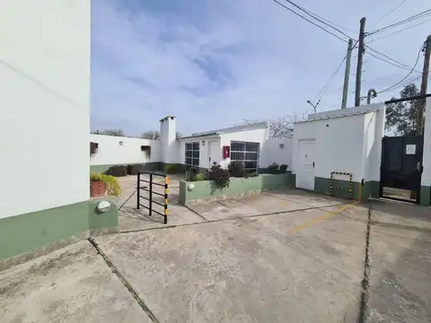 Depto Tipo Casa en Venta de 2 ambientes