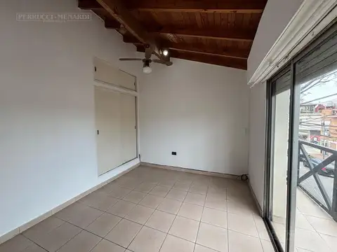 Depto Tipo Casa 3 ambientes con 1 baño