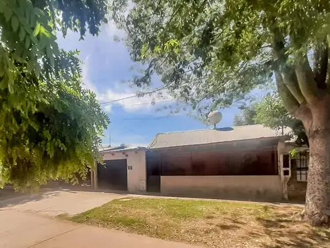 VENTA | PERMUTA - Casa de 3 dormitorios y cochera - Barrio Acindar, Rosario.