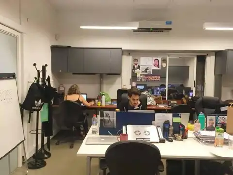 Oficina en Venta al Este