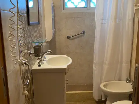 Hotel Lugra con desayuno buffet incluido en tarifa