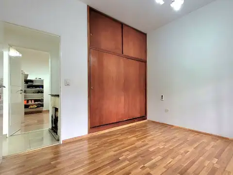 VENTA CASA 3 AMBIENTES TERRAZA MARTIN CORONADO