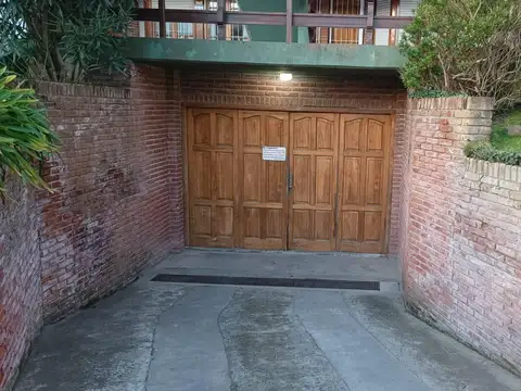 Cochera en  Venta centro Villa Gesell