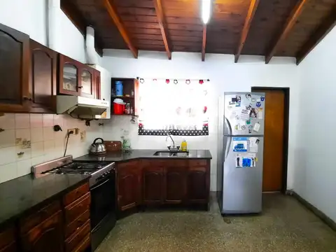 Casa en Venta en Valentin Alsina, USD 150.000