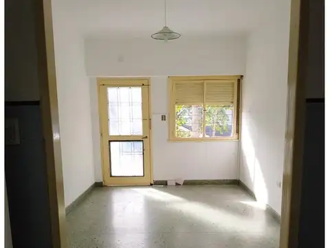 Departamento 3 amb. PB entrada independiente APTO CREDITO