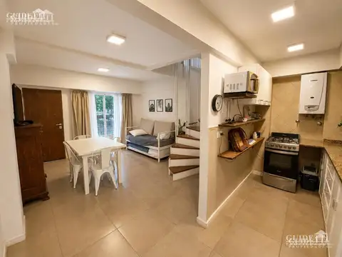 Depto Tipo Casa en Venta de 2 ambientes