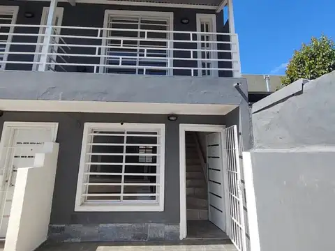 Alquiler Duplex General Rodriguez dos habitaciones, patio propio