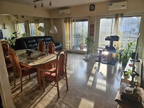 Nueva York esquina Av. Segurola