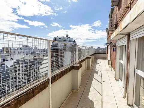 VENTA - Palermo - J Salguero Esq. Av Cordoba - Duplex 5 Ambientes - Balcon terraza - Muy Luminoso