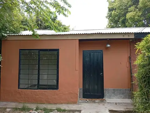 Casa 3 Ambientes En Alquiler  - Francisco Alvarez, Moreno