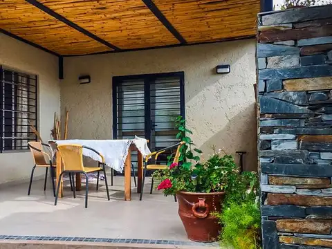 Casa en Venta en Juana Koslay, USD 250.000