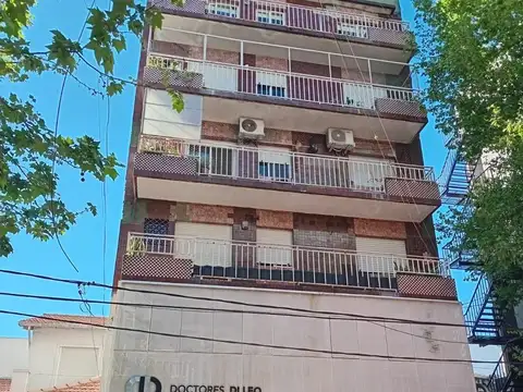 APTO PROFESIONAL - A CUADRAS DE ESTACION DE TREN