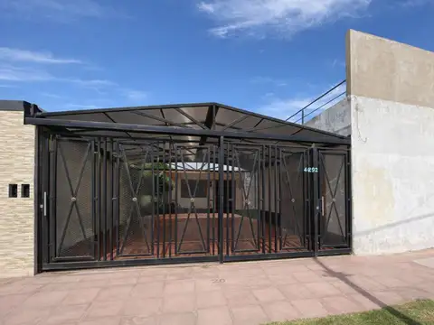 Casa en Venta en Remedios de Escalada, Partido de Lanús