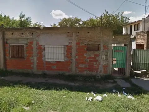 4 Deptos 3 y 2 amb a terminar, Lote propio 10x30mts - TRUJUI