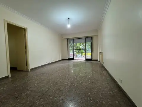 Avenida Rivadavia 3900