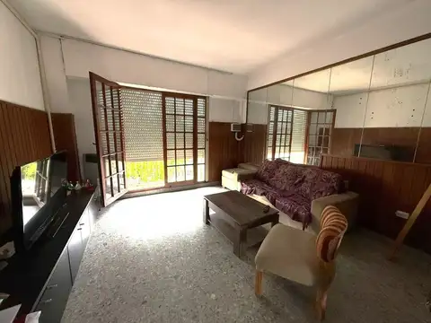 Casa 6 ambientes con 3 baños
