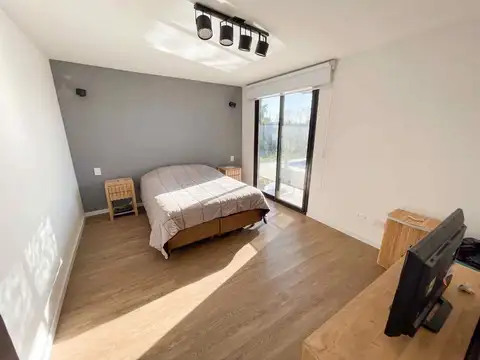 Alquiler Casa 3 amb Loma Verde Pileta Jardín s/exp