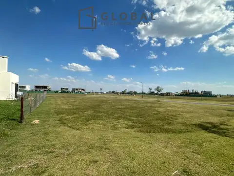 Terreno en Venta de 704,0 m2