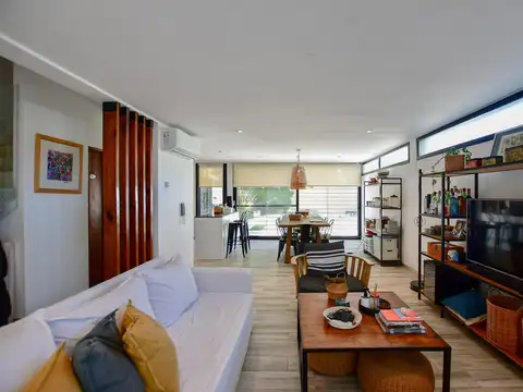 Depto Tipo Casa en Venta de 4 ambientes