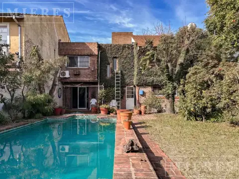 Muy linda casa en venta en Santa Rita