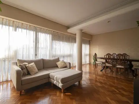 Departamento en Venta de 5 ambientes