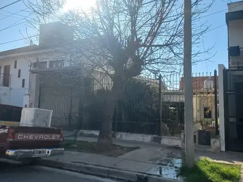 Linda Casa 3 dorm jardin Los Damascos 47 3 Cerritos