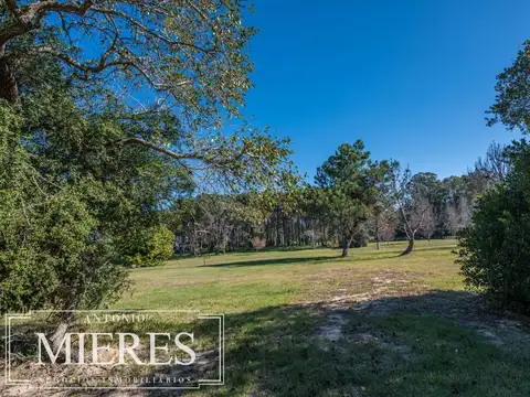 Terreno en Venta en Golf, USD 650.000