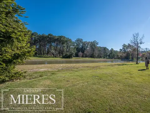 Terreno en Venta en Golf, USD 650.000