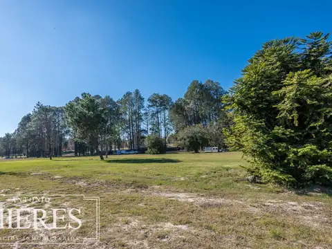 Venta lote en barrio privado Aura- Golf Punta del Este