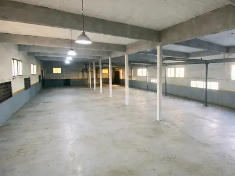 Galpón/Depósito en Alquiler