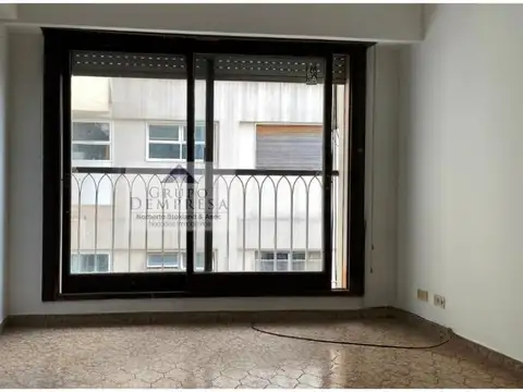 DOS AMBIENTES MUY LUMINOSOS. TODO AL EXTERIOR. OPORTUNIDAD 